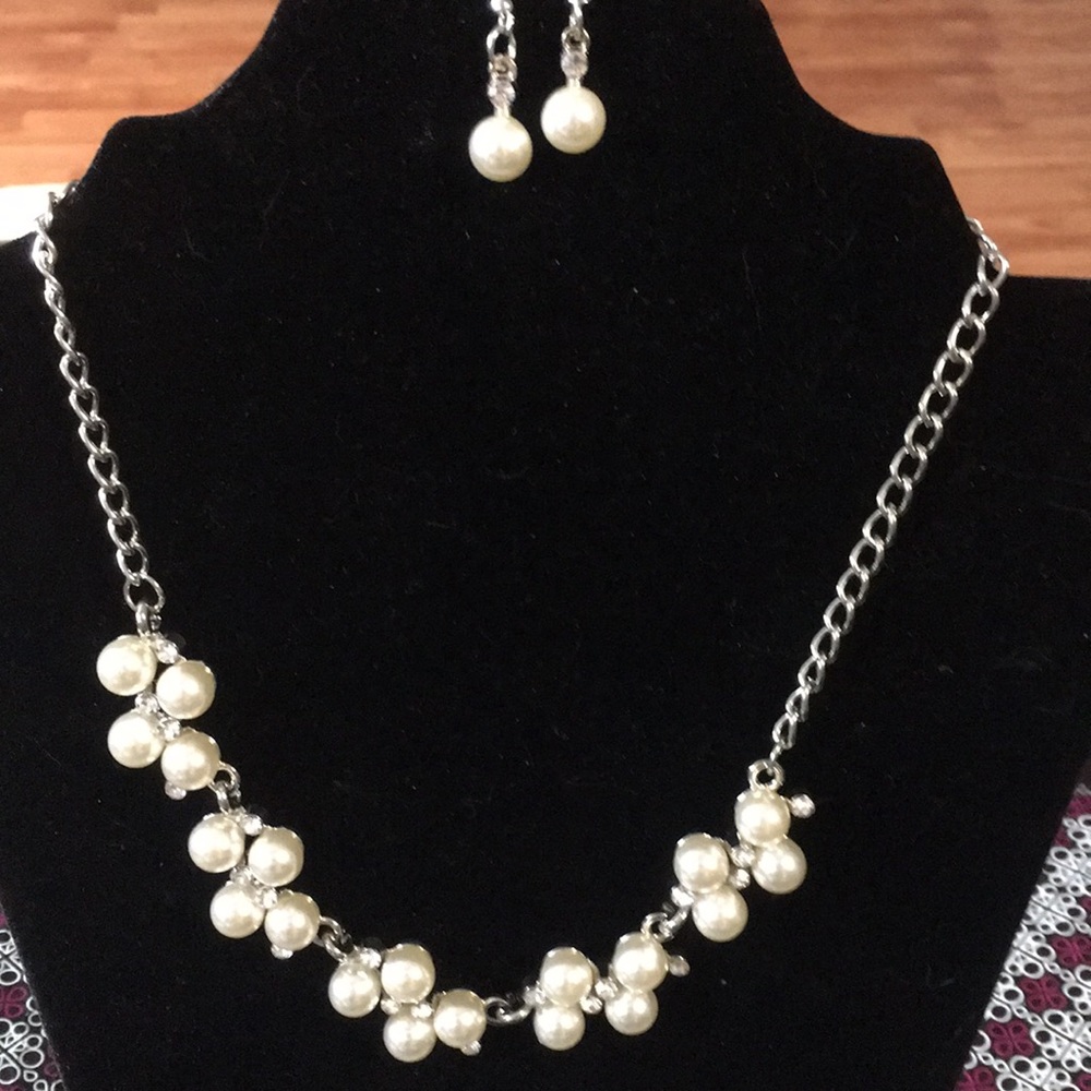 Pearl necklace